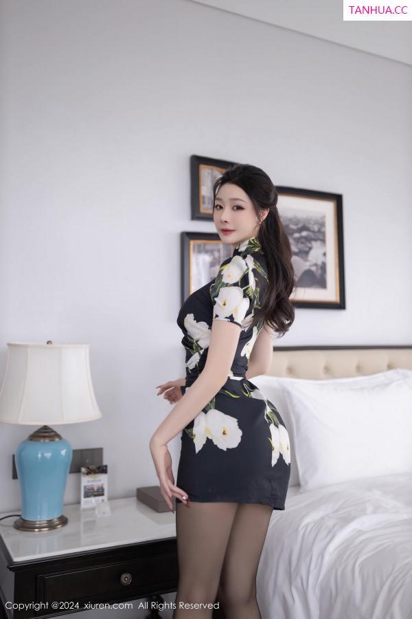 [XiuRen]高清写真图 2024.06.27 No.8768 小逗逗 黑丝美腿